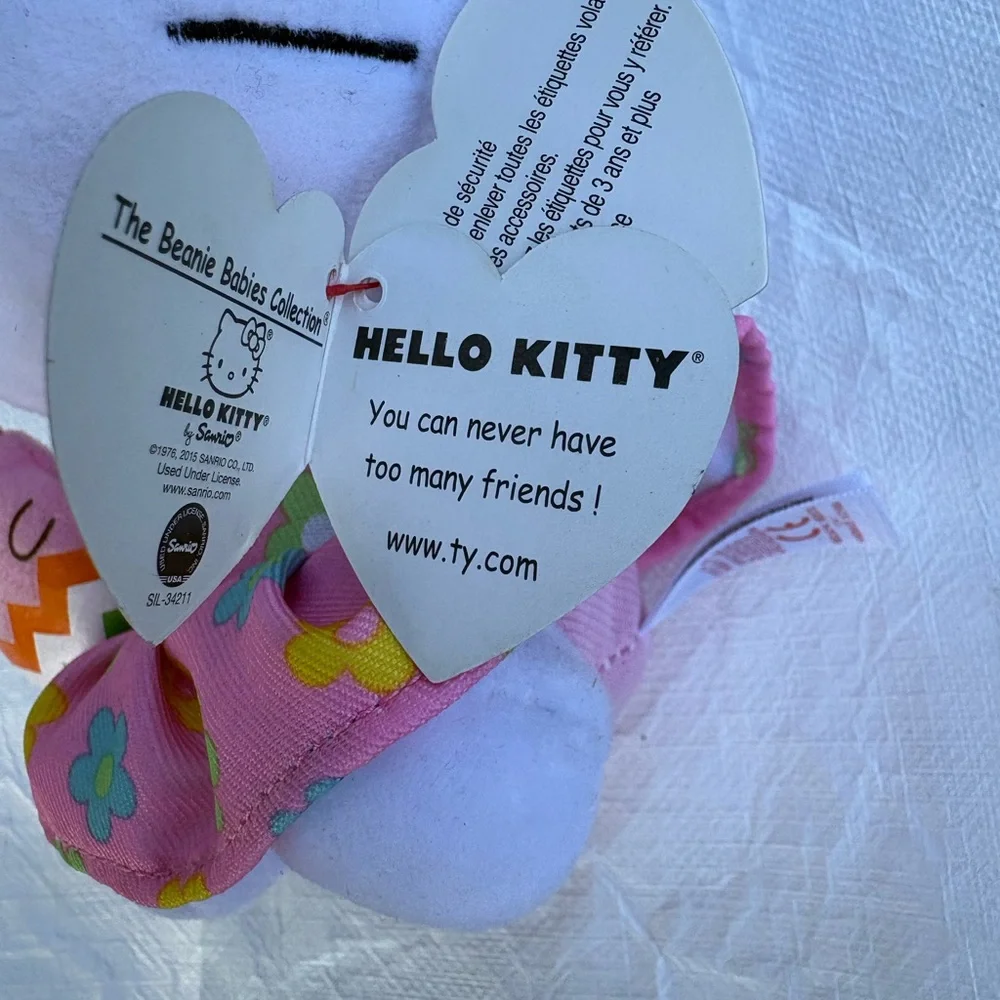 Hello Kitty Easter Beanie Baby + Minifigure